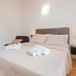 V4 *