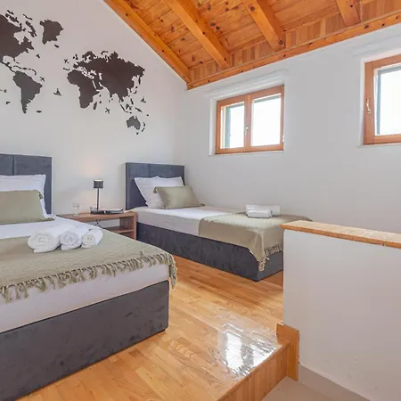 بيت للعطل V4 فوديس