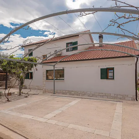 Hébergement de vacances V4 Vodice